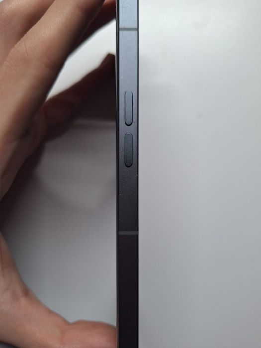 Nothing phone 2 • negociabil