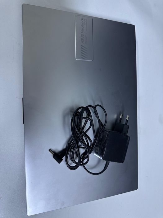 Ноутбук ASUS VivoBook