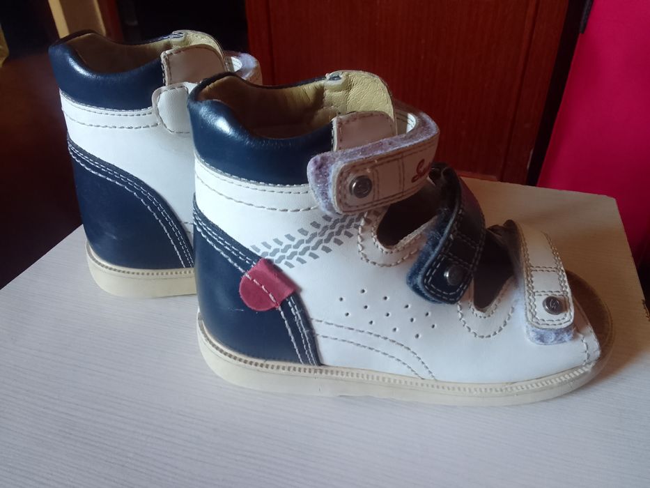 Продам ортопедическую обувь