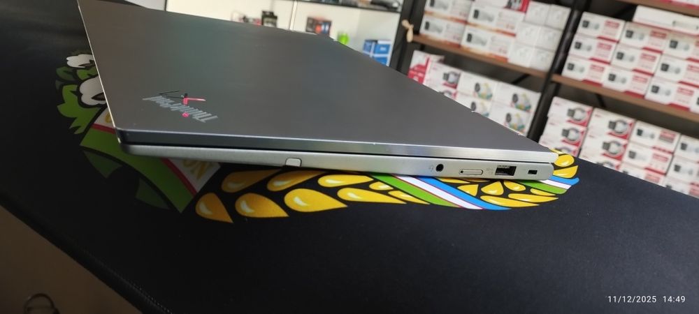 Lenovo ThinkPad X1 Yoga