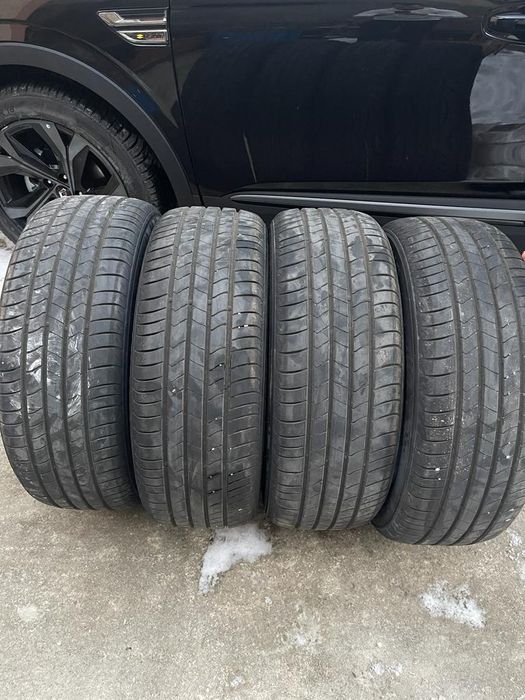 De vânzare set 4  anvelope de vara KUMHO 215 55 R18