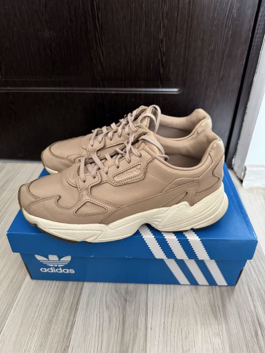 Adidasi Adidas, marimea 38 2/3