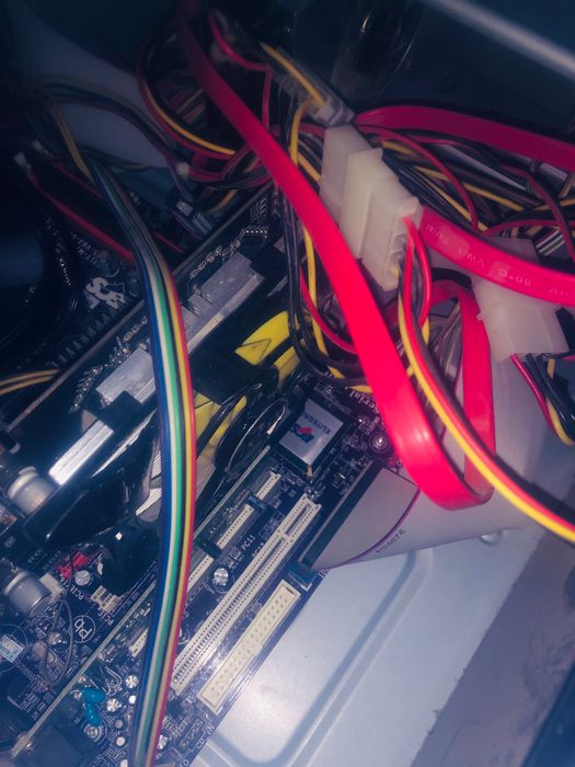 Компиютер AV TECH