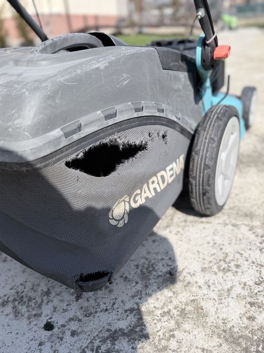 Masini tuns iarba , cu tractiune si motor Briggs & Stratton 190 cm