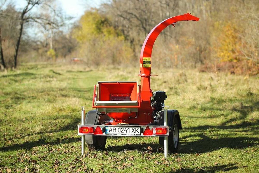 Tocator de crengi MK-120BD ARPAL, ∅ max. 120 mm productivitate: max. 6 m3 / oră