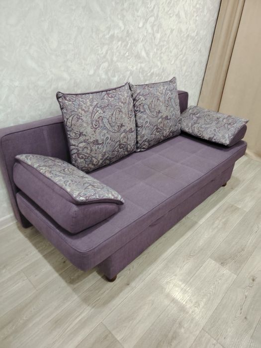 Продаётся диван в отличном состоянии