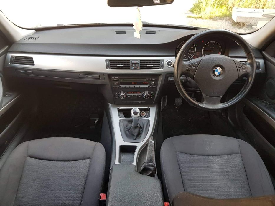 BMW E90 320d 177кс N47 ръчка седан НА ЧАСТИ!