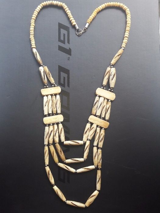 Ожерелье старинное из слоновой кости