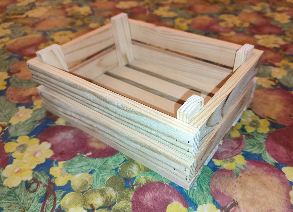 Малки ( мини ) декоративни дървени щайги