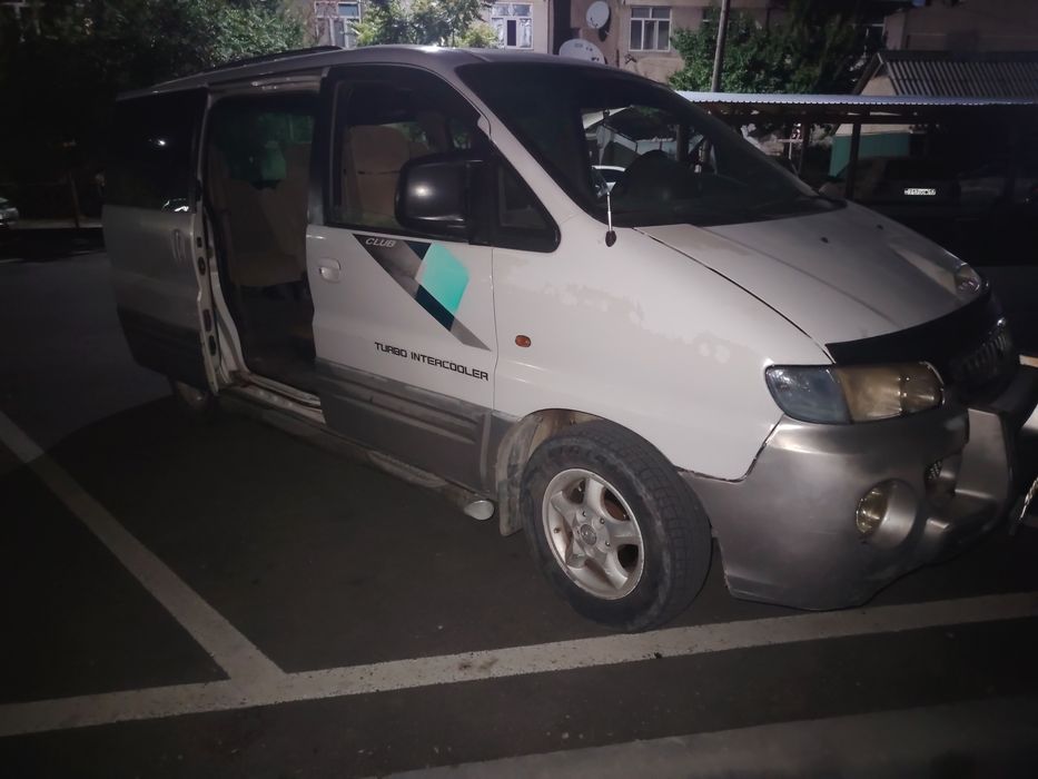 Hyundai starex 2003год