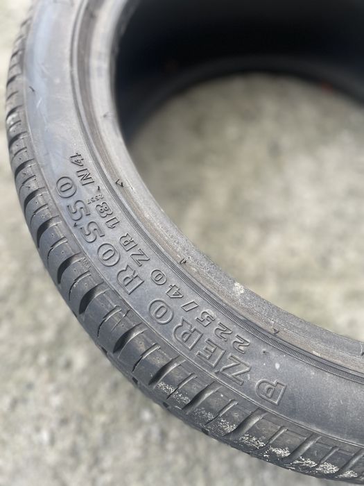 2x 225 40 18 pirelli PZERO