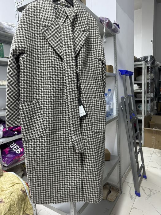 Пальто демисезонное