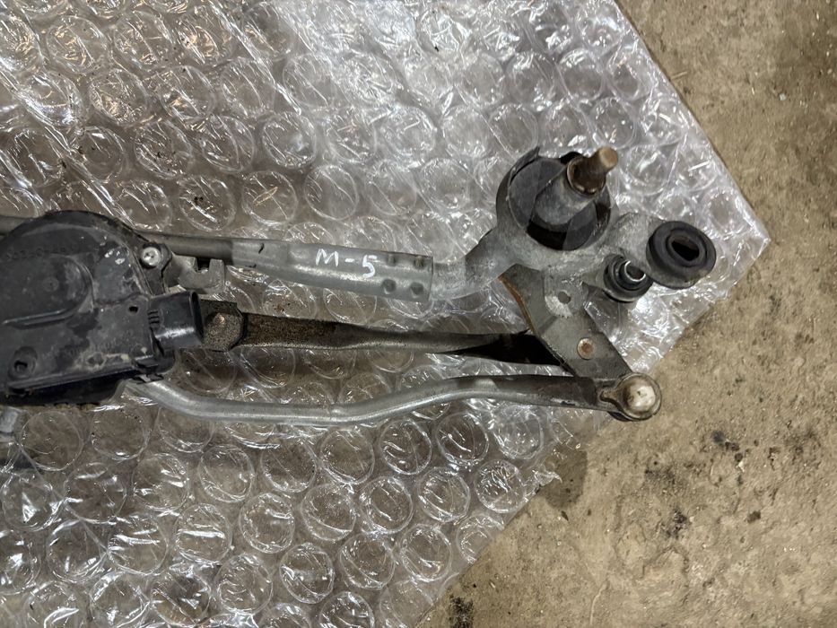 Mazda 5 2007 година Мотор Предни Чистачки