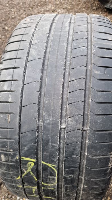 Anvelopă 315/40R21 marca Pirelli, DOT 2023,vară