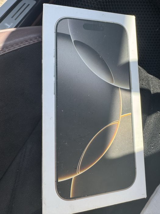 Продам IPhone 16 pro