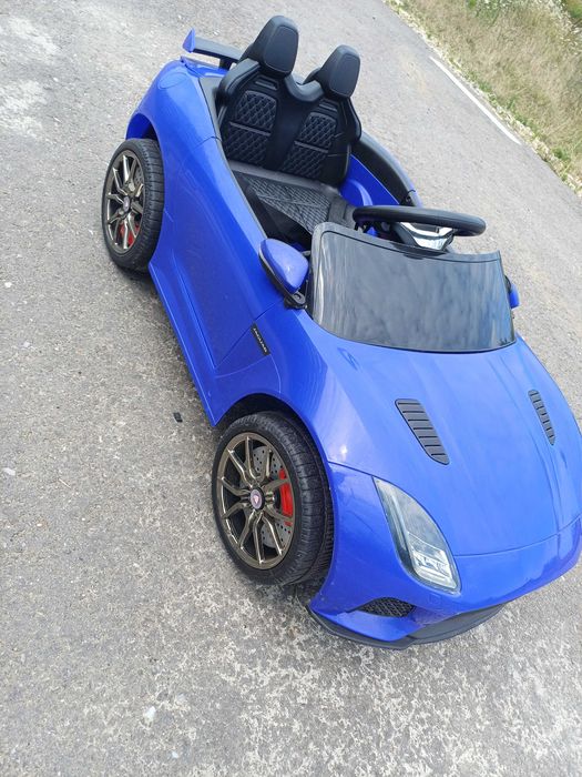 Vând mașină electrică copii