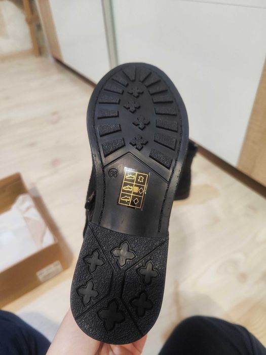 Боти-естествена кожа