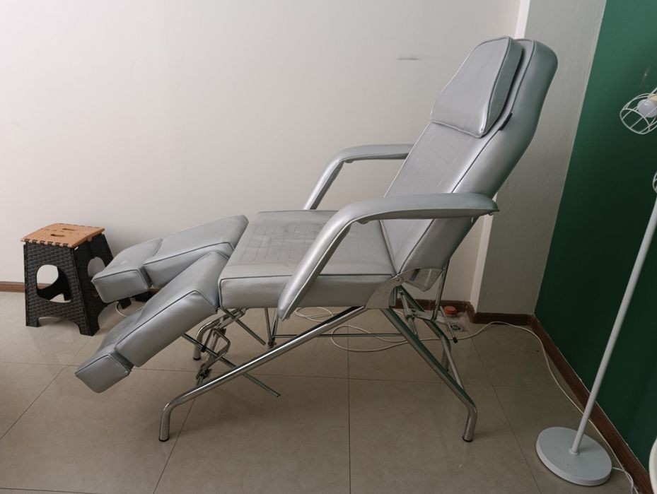 Стол за педикюр  до 150 кг