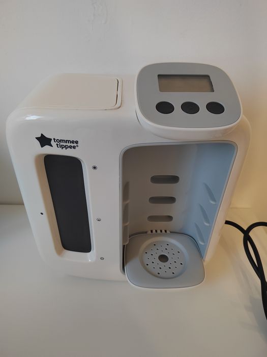 Tommel Tippee Day And Night машина за приготвяне на адаптивно мляко