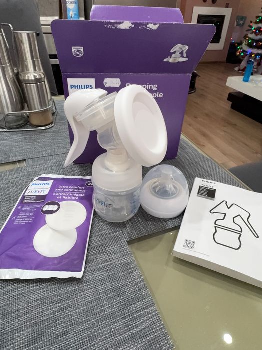Ръчна помпа за кърма Philips Avent + аксесоари