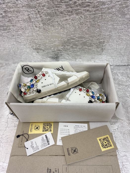Adidasi tenisi Golden Goose, tip Premium