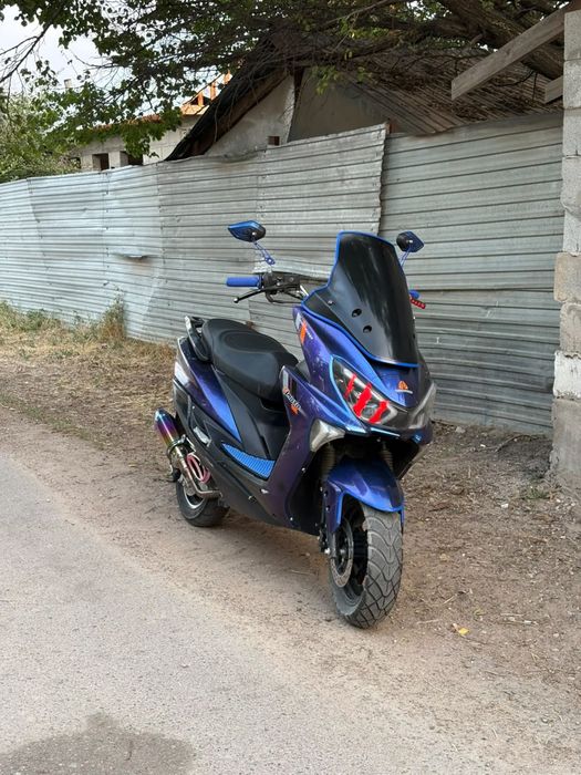 Продам мопед макси