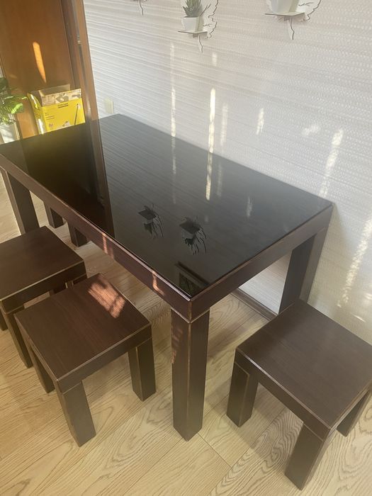 Продам столовый комплект