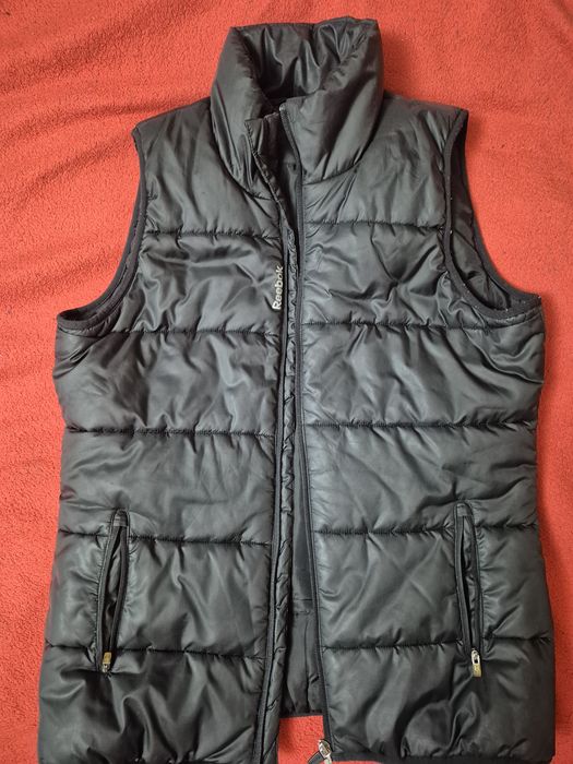 Продам Безрукавку Reebok