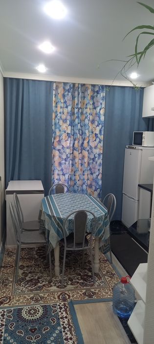 Продам   2 х комнтный квартиру