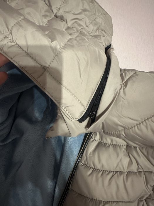 Зимно яке в бежов цвят