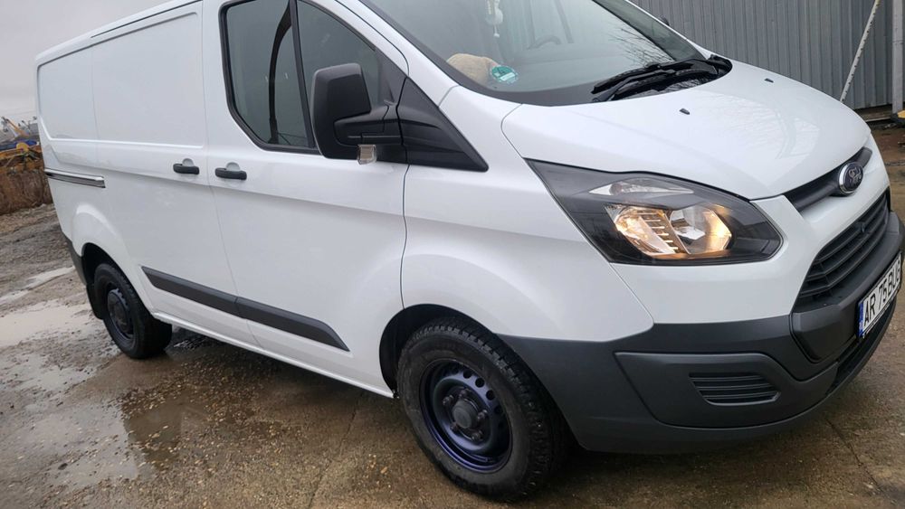 V/S variante  schimb Ford Transit Custom inmatr Rocrecent