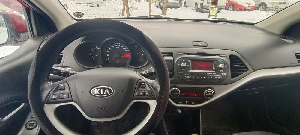 Продам Киа picanto 2012г