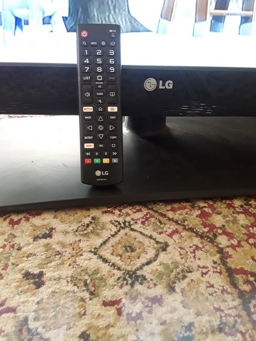 Vînď led LG-82 cm funcțional,telecomandă,SONY,PHILIPS,SAMSUNG,Panasoni