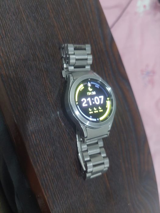 Часы Самсунг s4 klassik