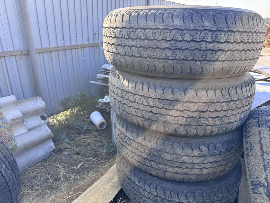 Продам шины 265/65 r17