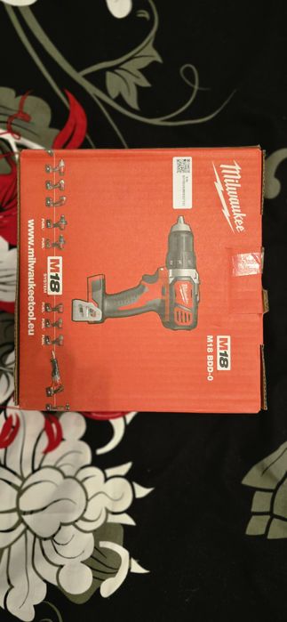 Masina de gaurit, filetanta M18BDD Milwaukee