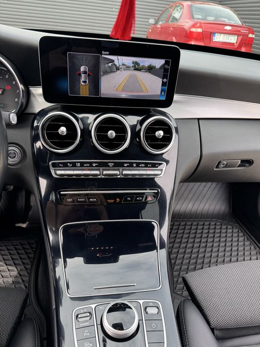 MERCEDES-BENZ C-Class 2020 — imagine 2