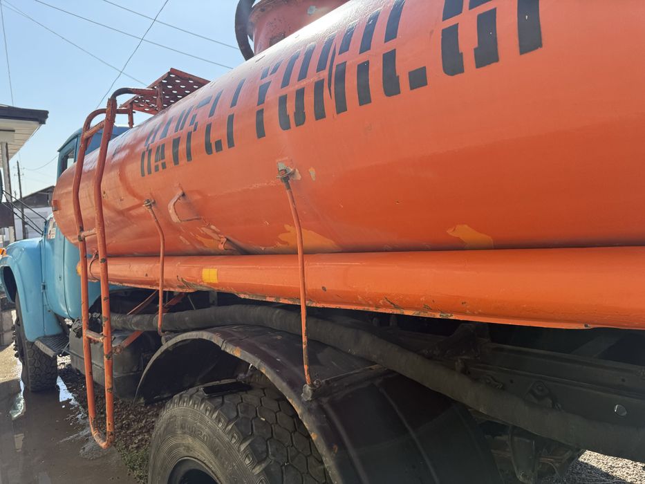 Бензовоз Зил-130