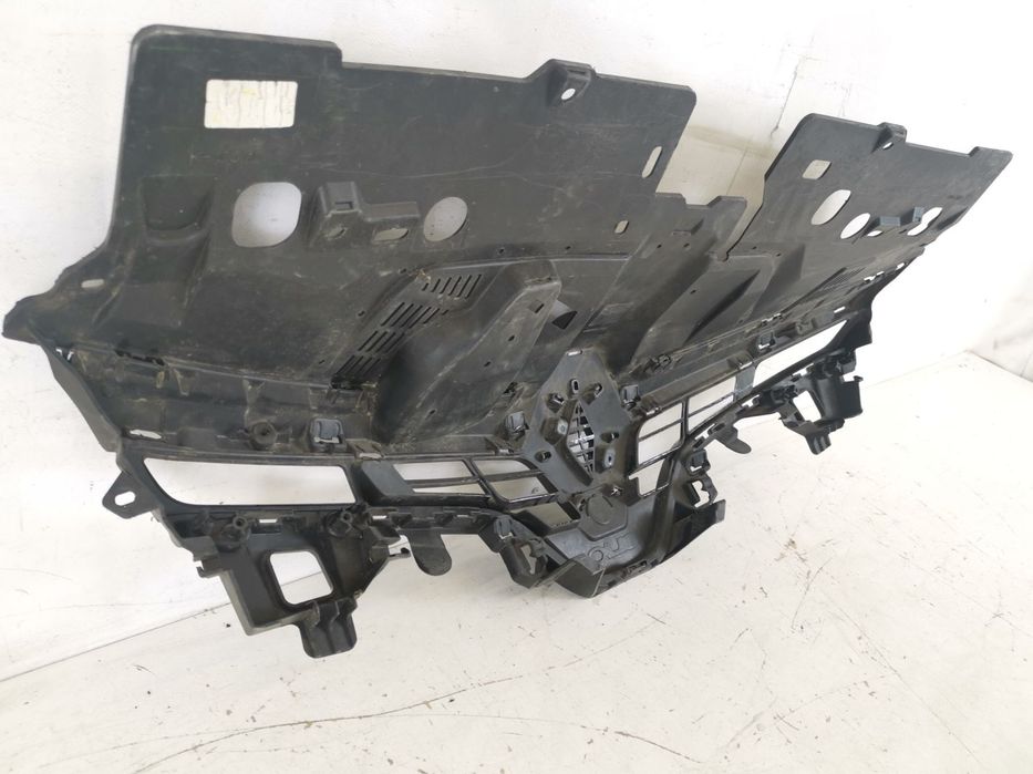 Grila Radiator Renault  Clio 4 2012 2013 2014 2015 2016 2017 2018 2019