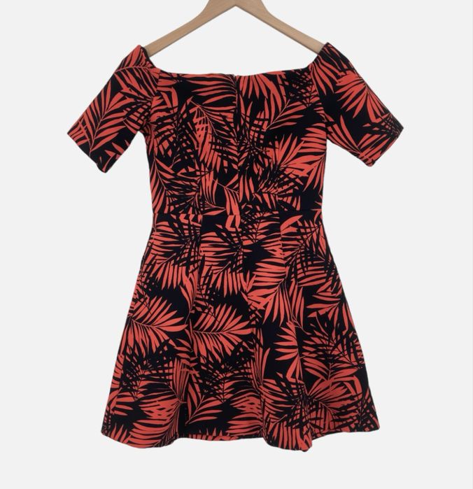 Емблематична рокля ZARA в размер XS