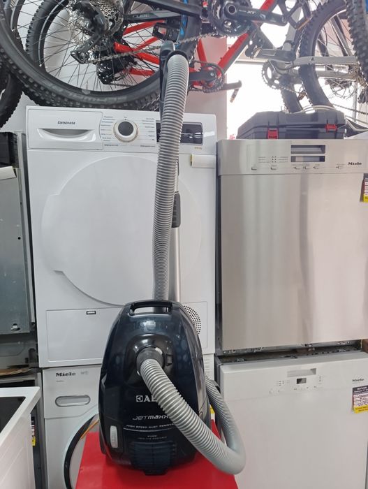 Прахосмукачка AEG Jetmaxx