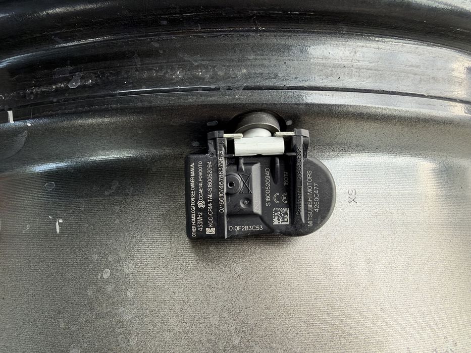 4бр. КАТО НОВИ 18” ОРИГИНАЛНИ Джанти 5х114.3 за -MITSUBISHI/HYUNDAI/KIA/MAZDA/Toyota- 7.0Jx18H2, ET38