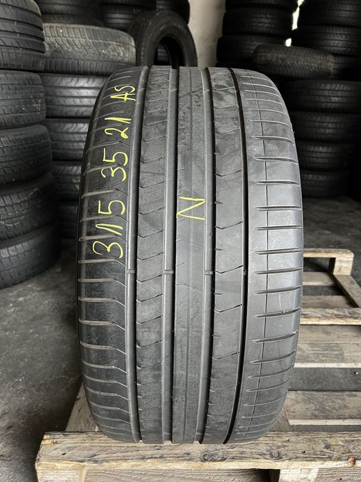 1 anvelopa vara 315/35/21 Pirelli , RSC * 5.7 mm , BMW Original * , Bmw X5 , BMW X6 !