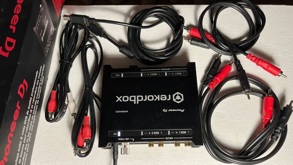 Interfata audio Rekordbox INTERFACE 2