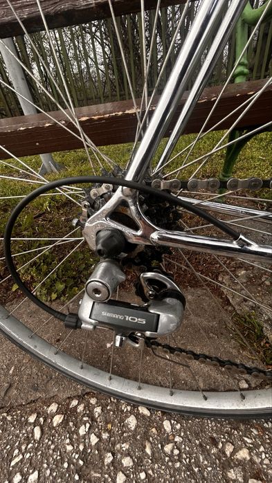 Шосеен велосипед Shimano 105