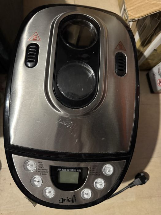 хлебопекарна Arielli ABM-1400B