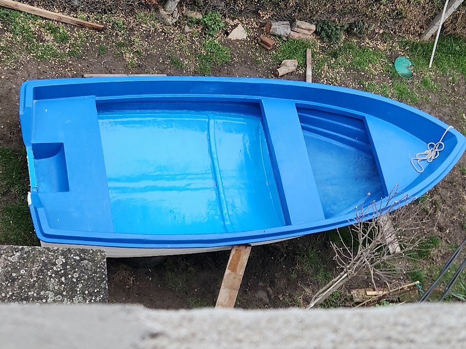 ЛОДКА fish boat 3.95 С ЧИСТО НОВ ДВИГАТЕЛ Parsun 9.8