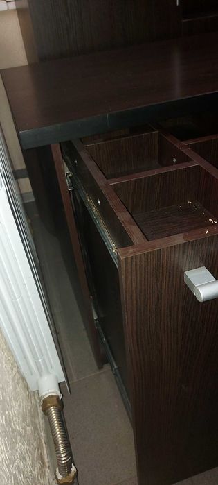 Стол руководителя тёмно-коричневый