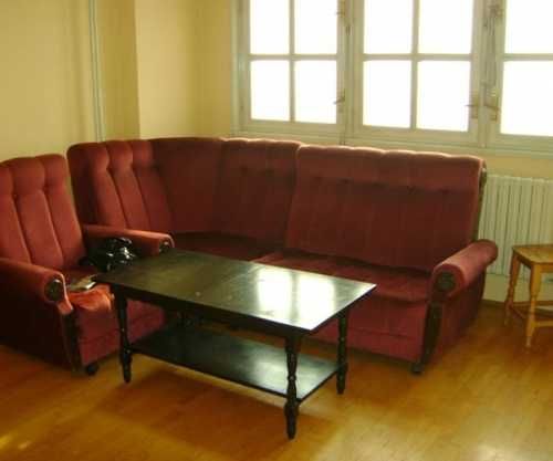 Дава се под наем Двустаен апартамент в София, Зона Б-5 - 70 кв.м за 373.83 € - Снимка #2