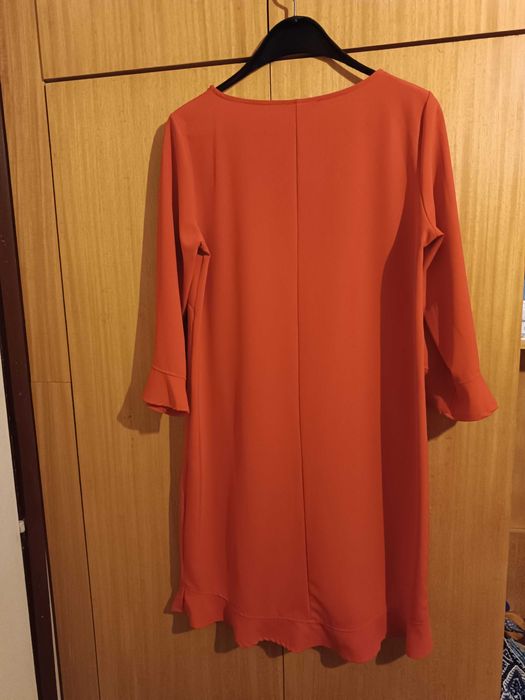 Дамска рокля червена